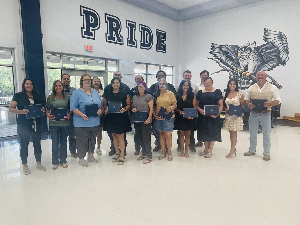 hondoisd1's tweet image. The board proudly recognized our outstanding educators who recently earned a Teacher Incentive Allotment designation or advanced to a higher level! This accomplishment reflects their dedication, hard work, and commitment to providing high-quality education for our students.
