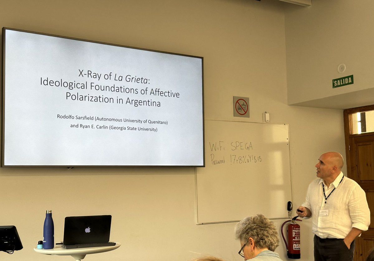 IE Political Science (@iepolisci) on Twitter photo <a href="/egocantos/">Ezequiel Gonzalez-Ocantos</a> In today's final session, Rodolfo Sarsfield (Autonomous University of Querétaro, <a href="/SarsfieldR/">Rodolfo Sarsfield</a>) presents on affective polarization and ideological divides in Argentina 🇦🇷
(joint work with Ryan E. Carlin, <a href="/RyanECarlin1/">Ryan E Carlin</a>) <a href="/egocantos/">Ezequiel Gonzalez-Ocantos</a> In today's final session, Rodolfo Sarsfield (Autonomous University of Querétaro, <a href="/SarsfieldR/">Rodolfo Sarsfield</a>) presents on affective polarization and ideological divides in Argentina 🇦🇷
(joint work with Ryan E. Carlin, <a href="/RyanECarlin1/">Ryan E Carlin</a>)