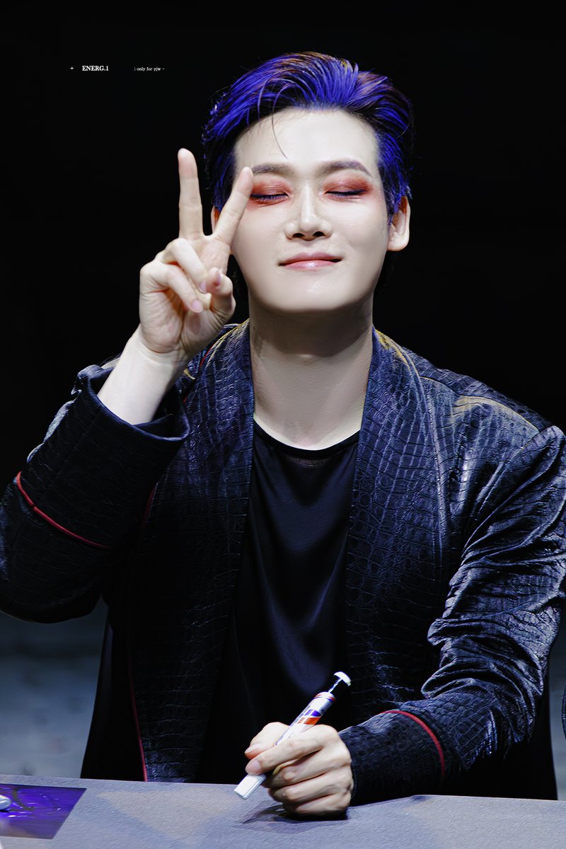 💙
250610 ／ 킬링시저 
양지원 배우님

✌️😉