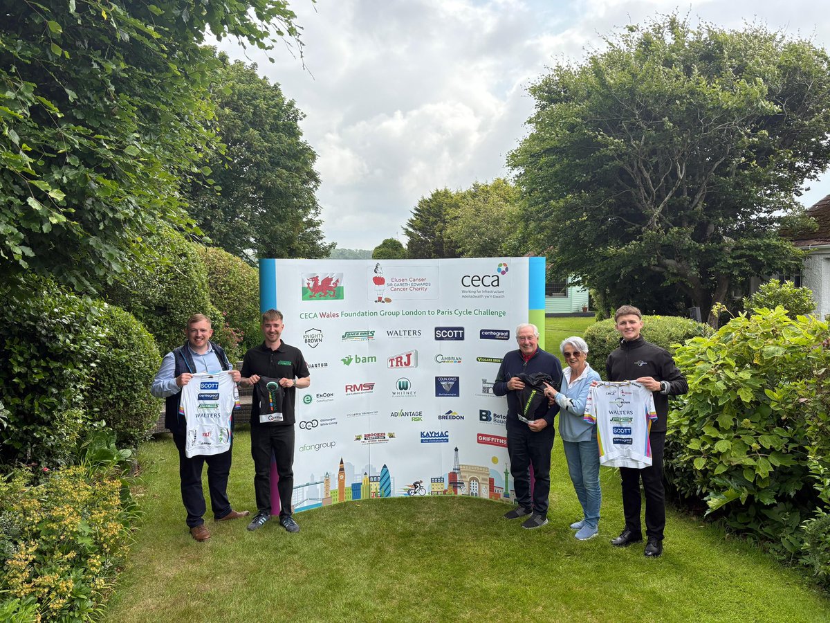 🌟Diolch / Thank you🌟
It was a pleasure to meet with Sir Gareth Edwards, Maureen and Eirlys of the Sir Gareth Edwards Charity yesterday ahead of starting our London to Paris Cycle Challenge tomorrow morning. So far, we have raised in excess of £17,500! 🏴󠁧󠁢󠁷󠁬󠁳󠁿🚴‍♂️🇫🇷
#cycleforacause