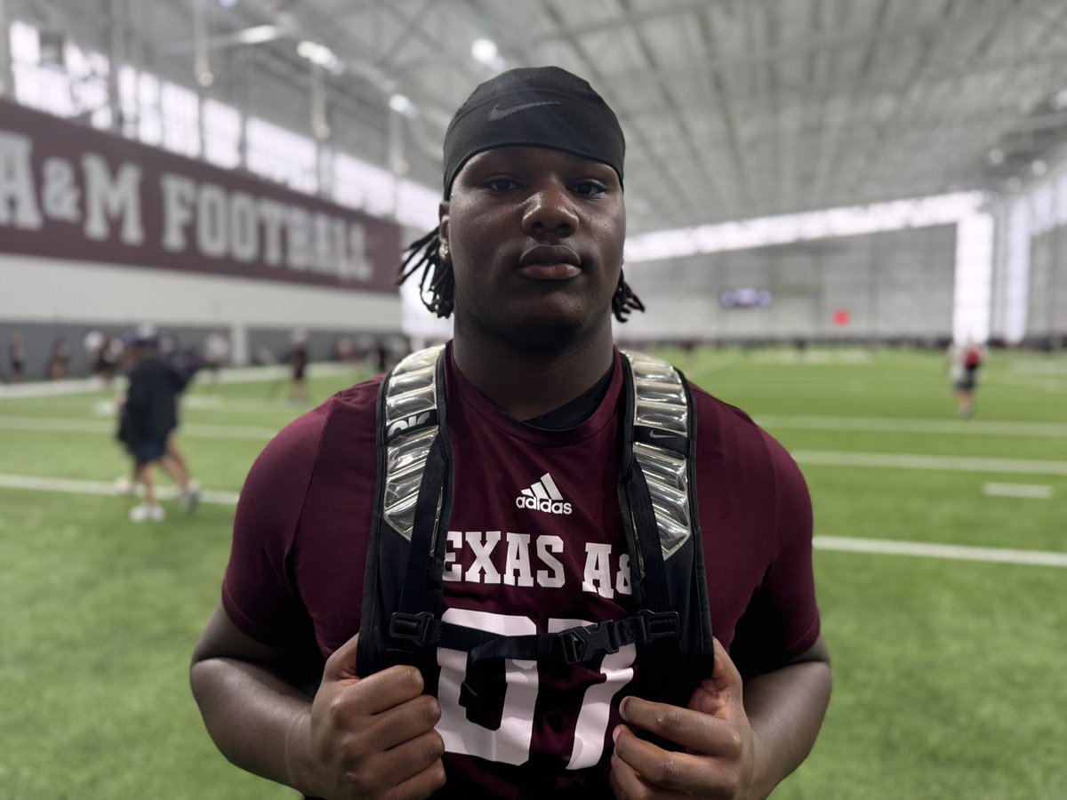Hattiesburg (MS) Oak Grove 2027 DL Deven Robertson

<a href="/robertson_deven/">Deven Robertson</a> | <a href="/ogwarriorsfb/">Oak Grove Warriors Football</a> | <a href="/TA_Recruiting/">TexAgs Recruiting</a> | #GigEm