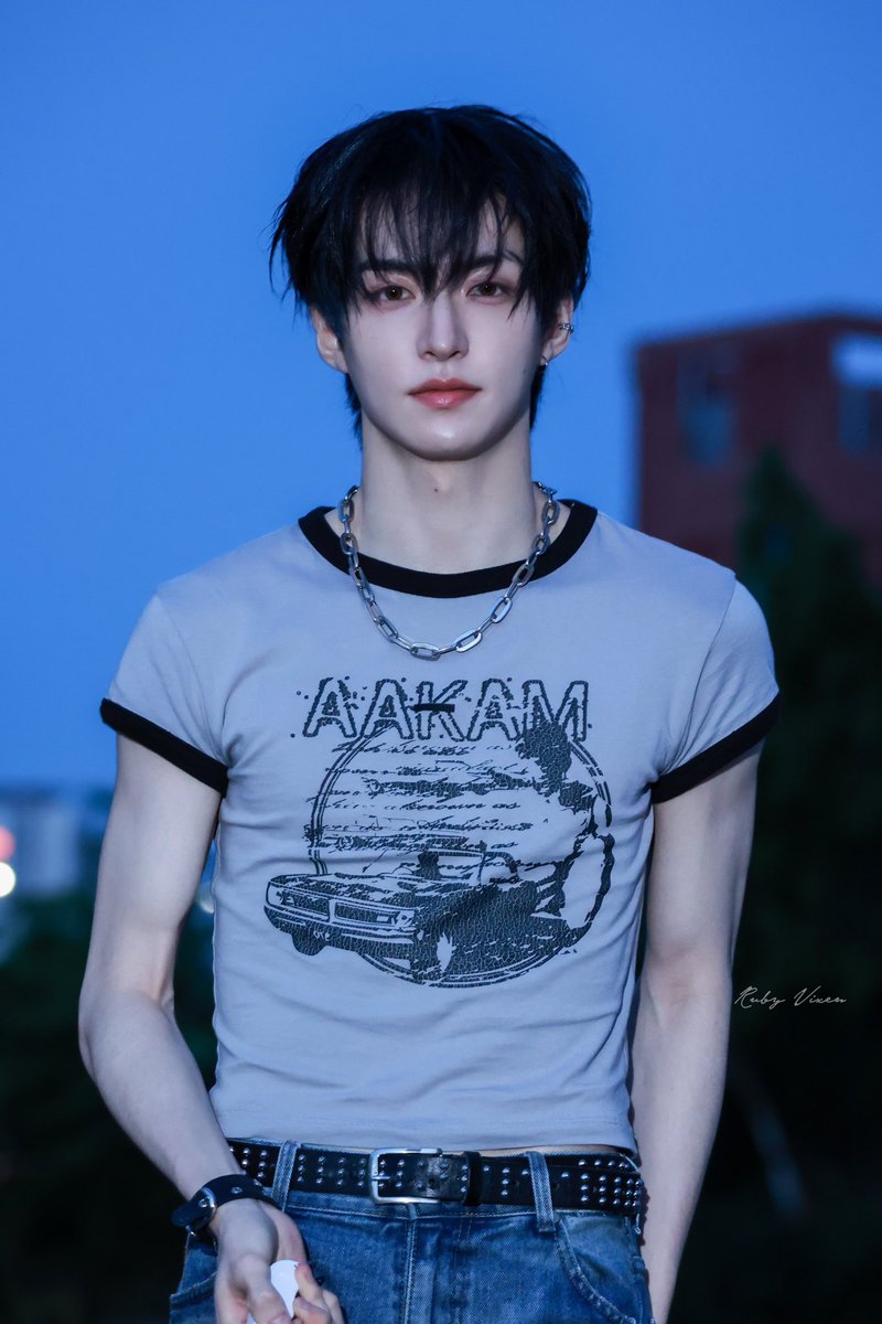 VulpineJewel's tweet photo. ☁️☁️☁️

#ELAST #엘라스트 #エラスト
#ROMIN #로민 #ロミン https://t.co/lUCwnv03Yi