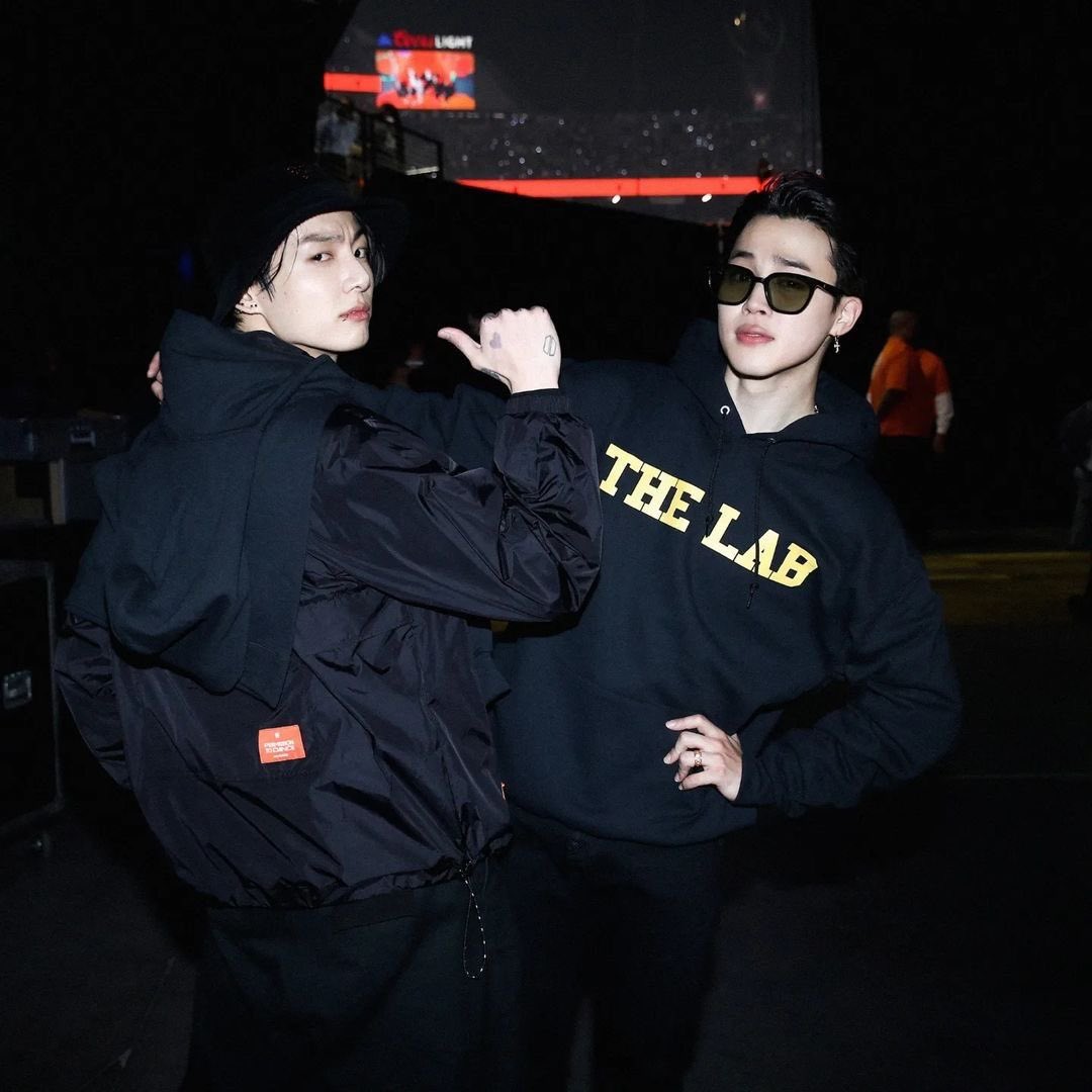 ครับ มาแล้วครับ เธอต้องการรักผมมาแล้วครับ หนุ่มปูซานไงหนูไม่คุ้นหูเลยเหรอ 🤘🏻