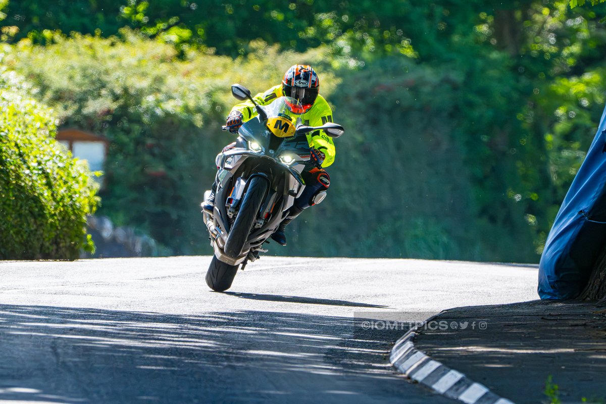 iomTTpics (@iomttpics) on Twitter photo When the TM is fed up of the riders having all the fun #iomtt #iomttraces #ttraces #lovett #tt2025 <a href="/IOMTMs/">Travelling Marshals</a> When the TM is fed up of the riders having all the fun #iomtt #iomttraces #ttraces #lovett #tt2025 <a href="/IOMTMs/">Travelling Marshals</a>