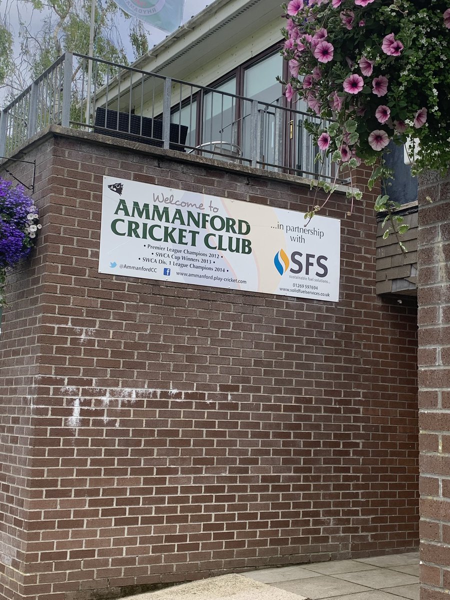 Urdd Myrddin (@urddmyrddin) on Twitter photo Diolch enfawr I <a href="/AmmanfordCC/">Ammanford CC</a> am adael I ni ddefnyddio ei cyfleusterau anhygoel heddiw ! Rydym wir yn gwerthfawrogi’r croeso cynnes a’r lletygarwch 🤩👍
#criced #cymuned #diolch
<a href="/chwaraeonyrurdd/">Chwaraeon yr Urdd</a> Diolch enfawr I <a href="/AmmanfordCC/">Ammanford CC</a> am adael I ni ddefnyddio ei cyfleusterau anhygoel heddiw ! Rydym wir yn gwerthfawrogi’r croeso cynnes a’r lletygarwch 🤩👍
#criced #cymuned #diolch
<a href="/chwaraeonyrurdd/">Chwaraeon yr Urdd</a>