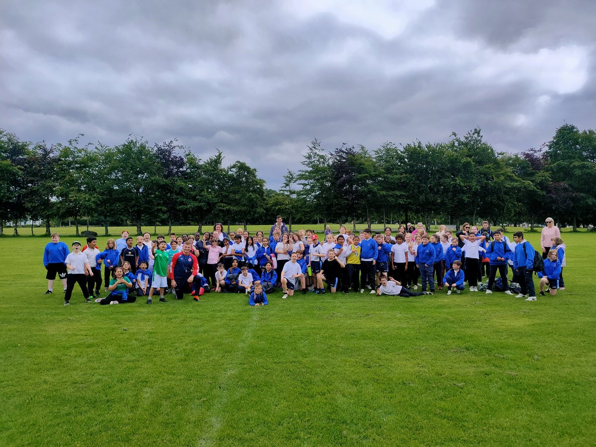 TB_GDO_EireOg's tweet photo. Primary School Football Blitz - @holyfamilyennis 

🗓️ June 10th 
📍 Fairgreen Ennis
🔢 120 Children
🫂 3rd &amp; 4th Class

6 a side games in Ennis today with 20 teams on show! Thank you very much to all the super children and brilliant staff who assisted with today's blitz! 🔴⚪ https://t.co/KloCHq3PYD
