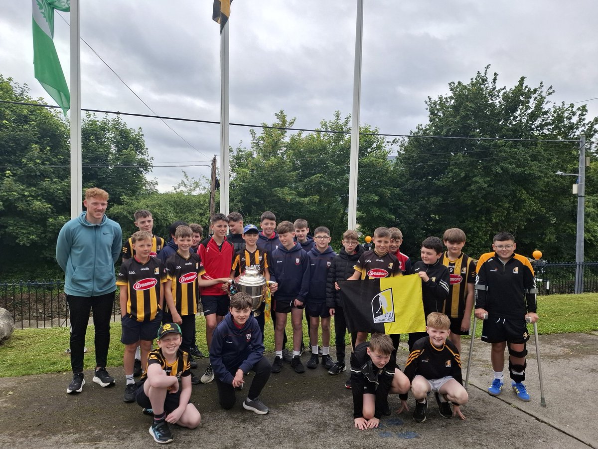 Graignamanagh Boys' NS (@graigbns) on Twitter photo Big congratulations to our teacher, John Donnelly and the whole Kilkenny panel on their incredible win in the Leinster final at the weekend! 🏆 We were so excited to welcome him back to school with the Bob O'Keefe Cup in hand today. <a href="/Graiggaa/">Graignamanagh gaa</a> <a href="/KilkennyCLG/">Kilkenny GAA</a> Big congratulations to our teacher, John Donnelly and the whole Kilkenny panel on their incredible win in the Leinster final at the weekend! 🏆 We were so excited to welcome him back to school with the Bob O'Keefe Cup in hand today. <a href="/Graiggaa/">Graignamanagh gaa</a> <a href="/KilkennyCLG/">Kilkenny GAA</a>