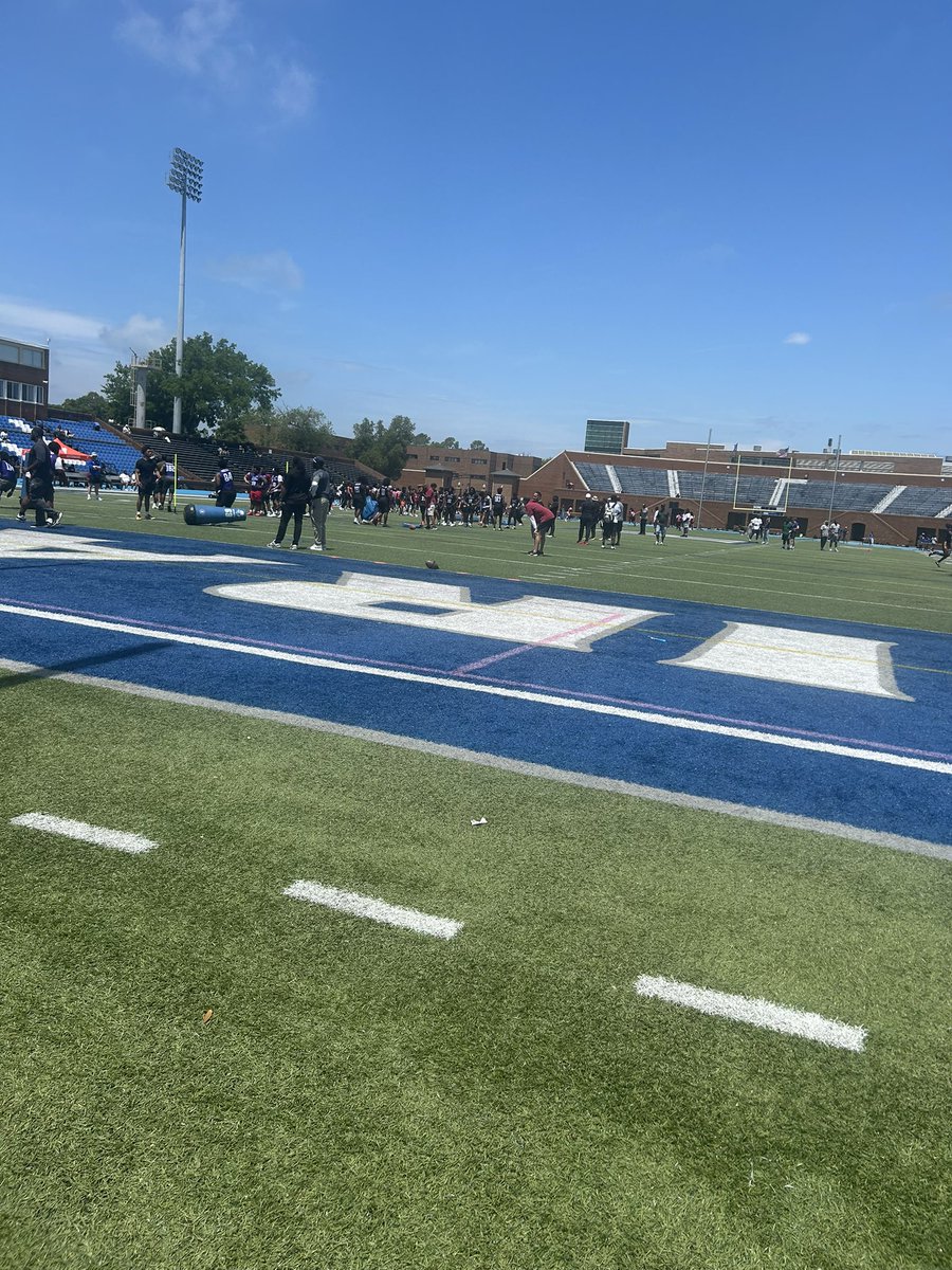 Pierre ( Twin ) Johnson tweet media