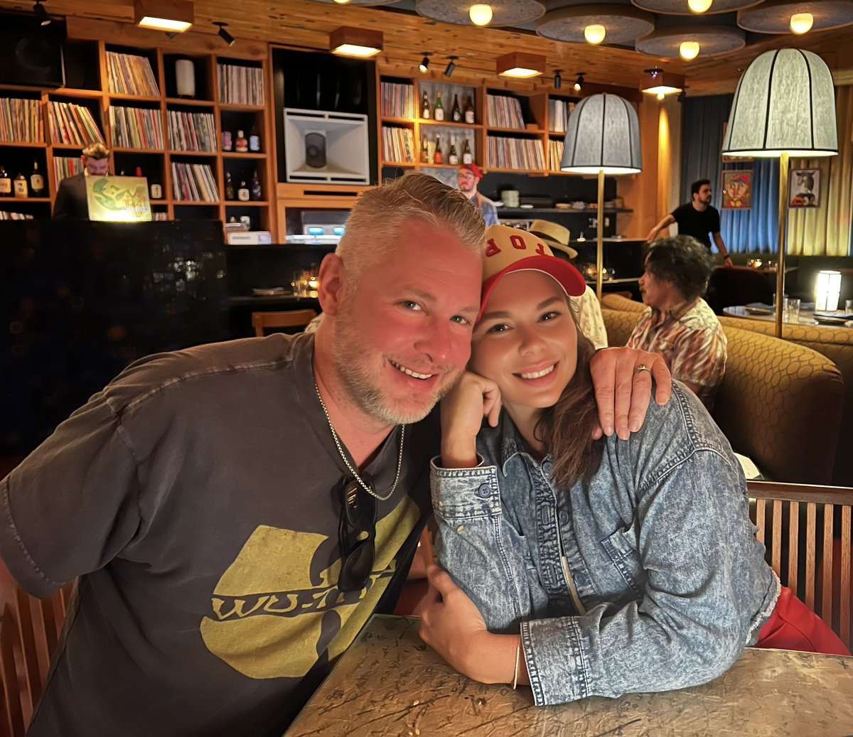 Went to 888 in Nashville for a quiet dinner… and got photobombed by JOHN OATES 😳🎶 My husband major fan-girled and really wanted a pic, but I said no. He’s still mad 😂 Twitter, do your thing — <a href="/JohnOates/">John Oates</a> , we owe you a selfie! 🙏
#HallAndOates #JohnOates #Nashville