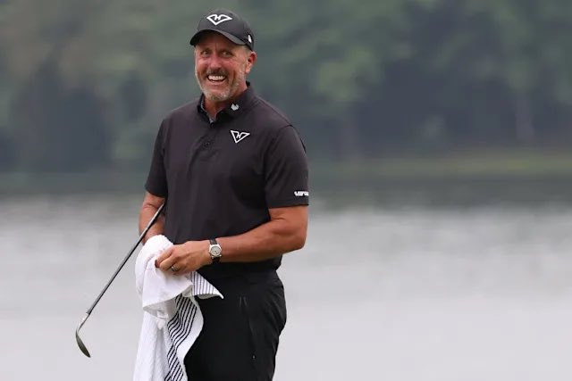 Not saying it’s going to happen… but Phil Mickelson has been playing well &amp; is a US Open away from a career Grand Slam 👀