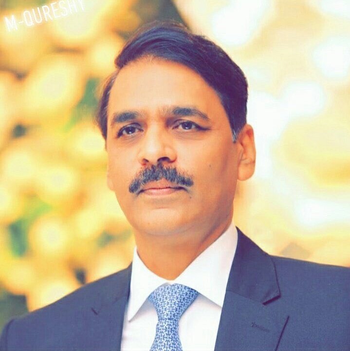 کوئی بھی قوم اپنے دل میں ہمیشہ اسی کو جگہہ دیتی ہے جوکہ ان کے جذبات اور احساسات کی ترجمانی کرتا / کرتی ہے.

لیفٹیننٹ جنرل آصف غفور نے 40 سال کی شاندار فوجی سروس میں قوم کی ناصرف ترجمانی کی بلکہ قومی امنگوں پہ پورا اترنے کے ساتھ ملک و قوم کا نام روشن کیا اور تاریخ رقم کی!!