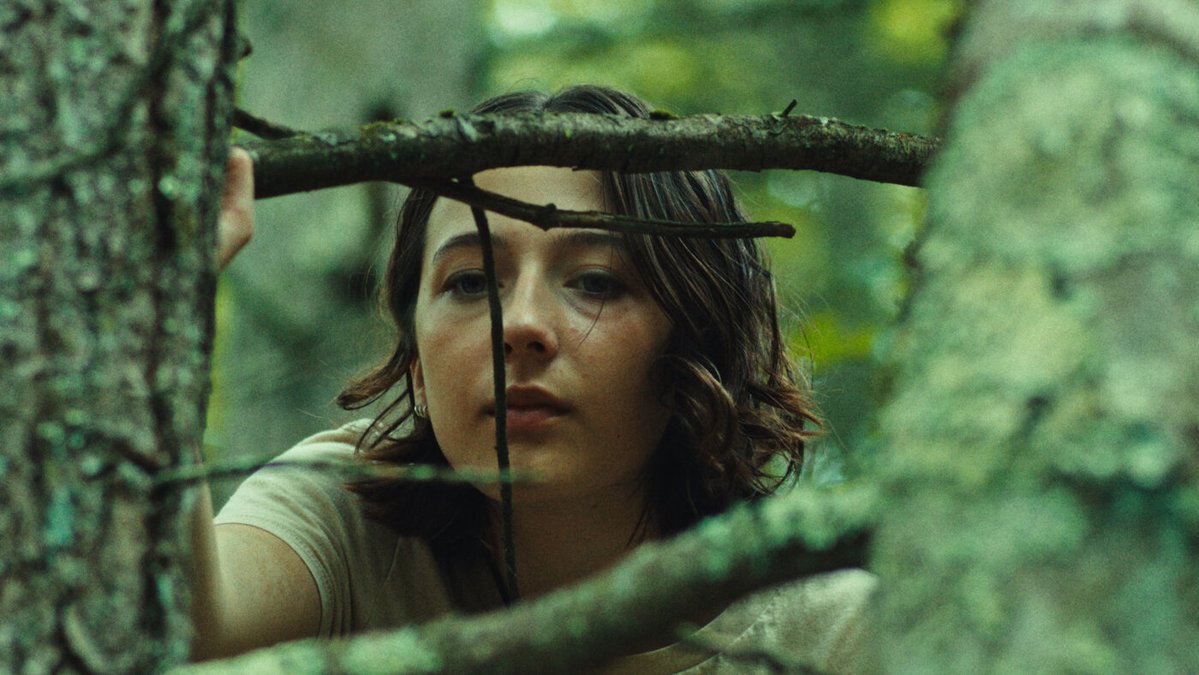 GOOD ONE was one of the best—and most underappreciated—American movies last year. So pleased to have the brilliant Shonni Enelow writing about the "thrillingly open and non-defensive" work by Lily Collias for her latest essay on contemporary film acting:
reverseshot.org/features/3334/…