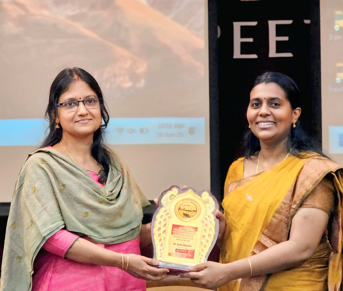 Mind Brain Center at AMRITA (@mindbraincenter) on Twitter photo Dr. Asha Vijayan, Assistant Professor <a href="/MindBrainCenter/">Mind Brain Center at AMRITA</a>, delivered an insightful #scientific talk titled "The #Data Backbone of modern #biology: An overview of #Bioinformatics Resources"
The expert #session was organized by <a href="/ComputingAmrita/">Amrita School of Computing - Amritapuri Campus</a> & large number of #students attended. Dr. Asha Vijayan, Assistant Professor <a href="/MindBrainCenter/">Mind Brain Center at AMRITA</a>, delivered an insightful #scientific talk titled "The #Data Backbone of modern #biology: An overview of #Bioinformatics Resources"
The expert #session was organized by <a href="/ComputingAmrita/">Amrita School of Computing - Amritapuri Campus</a> & large number of #students attended.