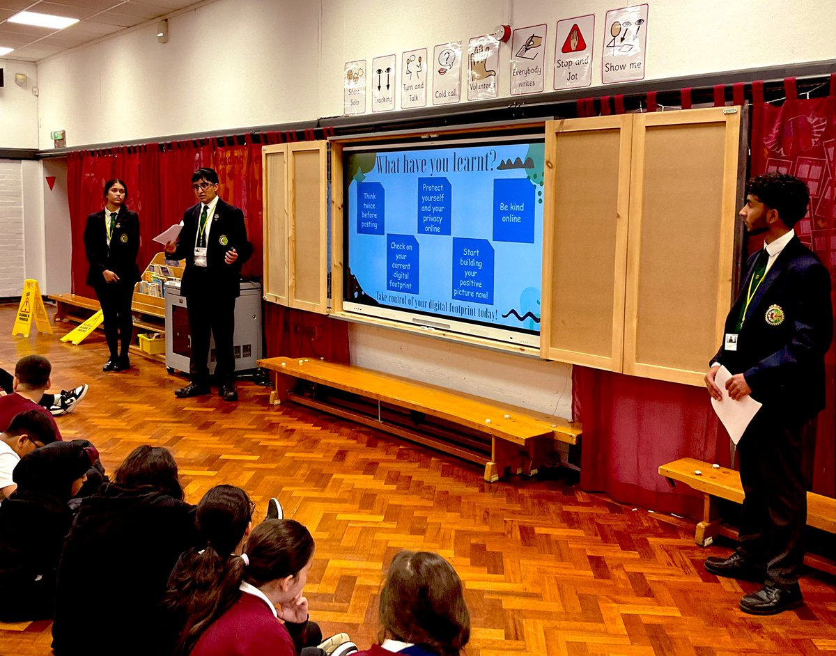 QMGS_CYM's tweet image. CYM Mental Health Team have been incredibly busy since returning back after World of Work Week & their mock exams!The full team presented DIGITAL DETOX Workshop at 2 different primary schools; last week, Arjan,Rachel & Yousaf lead a great session to 90xYr 6’s at @PrimaryHillary