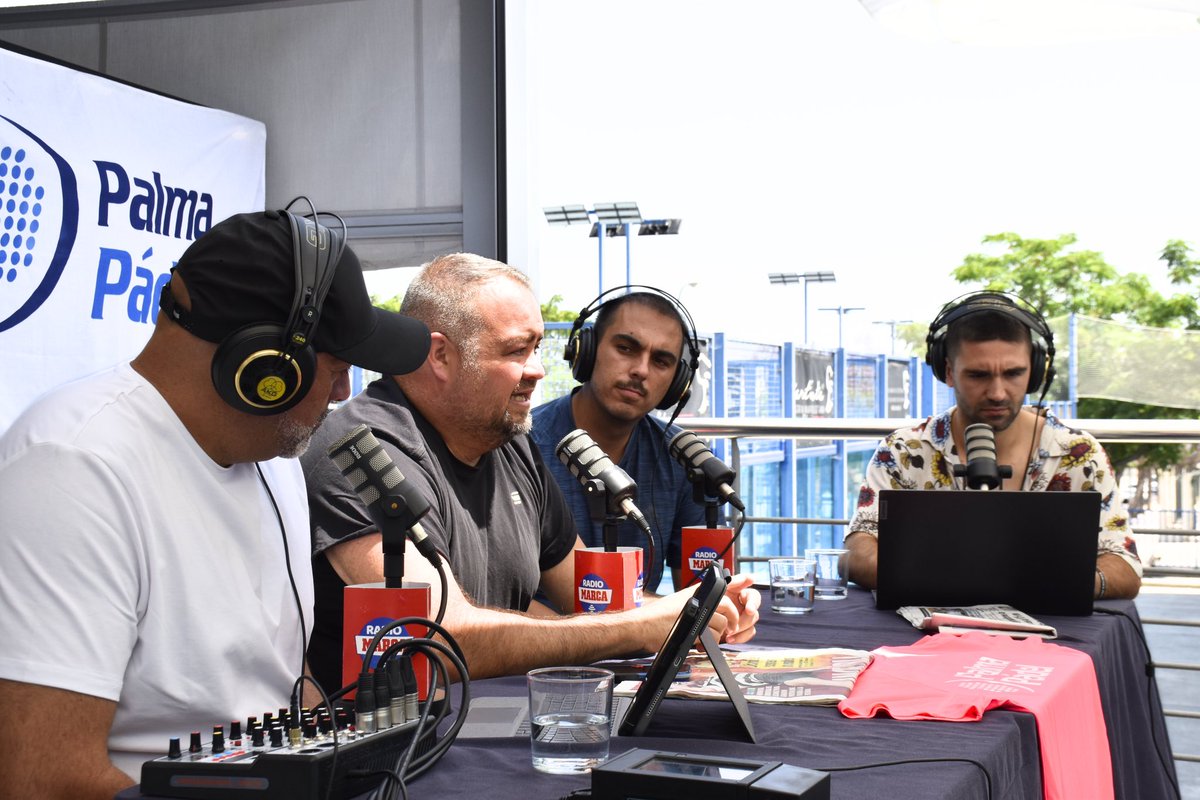 Radio Marca Baleares (@rmarcabaleares) on Twitter photo 🎙️ Un día en 𝐏𝐚𝐥𝐦𝐚 𝐏𝐚́𝐝𝐞𝐥 🎙️
☀️ Inauguramos #ElVeranoMarca con un programa especial desde <a href="/PalmaPadel/">Palma Pádel</a>, con <a href="/joanbonet10/">Joan Bonet</a> como anfitrión
🎧 Lo pasamos en grande con <a href="/ElNegroPadel/">𝙀𝙡 𝙉𝙚𝙜𝙧𝙤 𝙋𝙖𝙙𝙚𝙡 🎙️</a>, <a href="/mrequeni15/">Marc Requeni</a>, <a href="/AlvarMoreno_/">Àlvar Moreno</a> y compañía 🎙️ Un día en 𝐏𝐚𝐥𝐦𝐚 𝐏𝐚́𝐝𝐞𝐥 🎙️
☀️ Inauguramos #ElVeranoMarca con un programa especial desde <a href="/PalmaPadel/">Palma Pádel</a>, con <a href="/joanbonet10/">Joan Bonet</a> como anfitrión
🎧 Lo pasamos en grande con <a href="/ElNegroPadel/">𝙀𝙡 𝙉𝙚𝙜𝙧𝙤 𝙋𝙖𝙙𝙚𝙡 🎙️</a>, <a href="/mrequeni15/">Marc Requeni</a>, <a href="/AlvarMoreno_/">Àlvar Moreno</a> y compañía