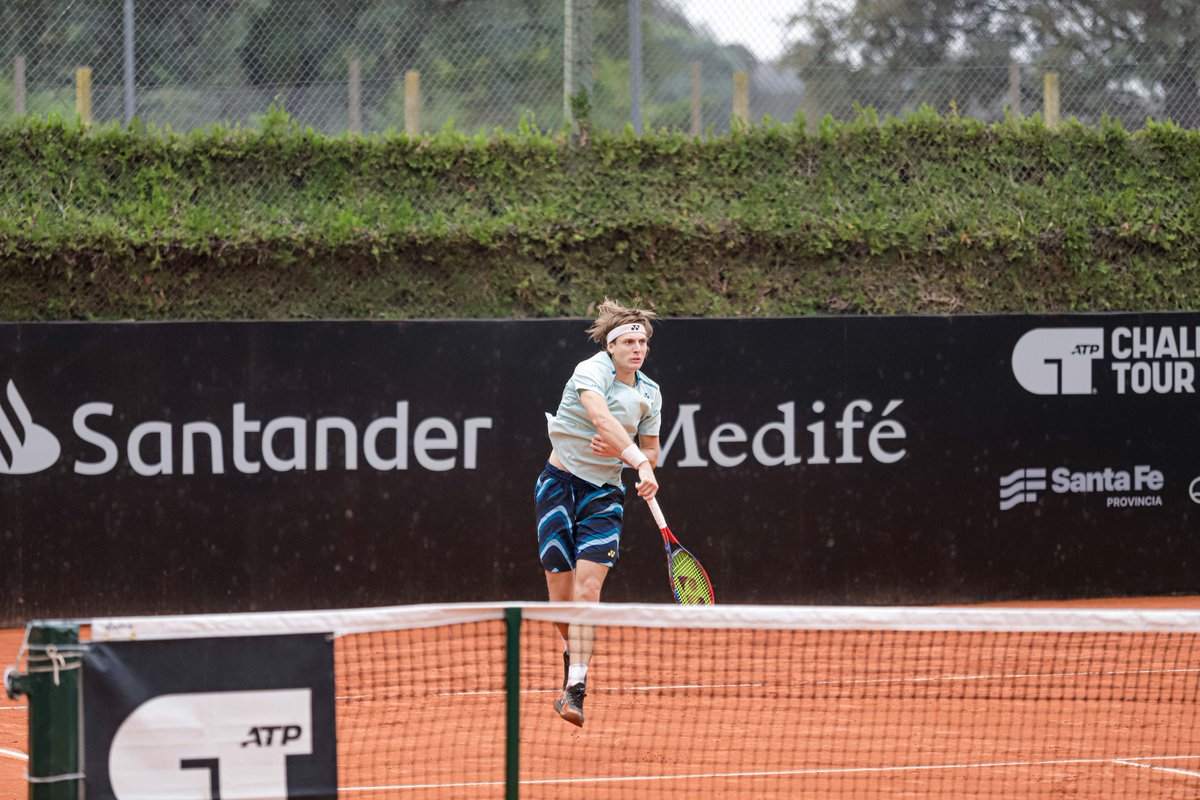 Lautaro Midón 🇦🇷 es el 3º argentino en octavos de final en Santa Fe 👏