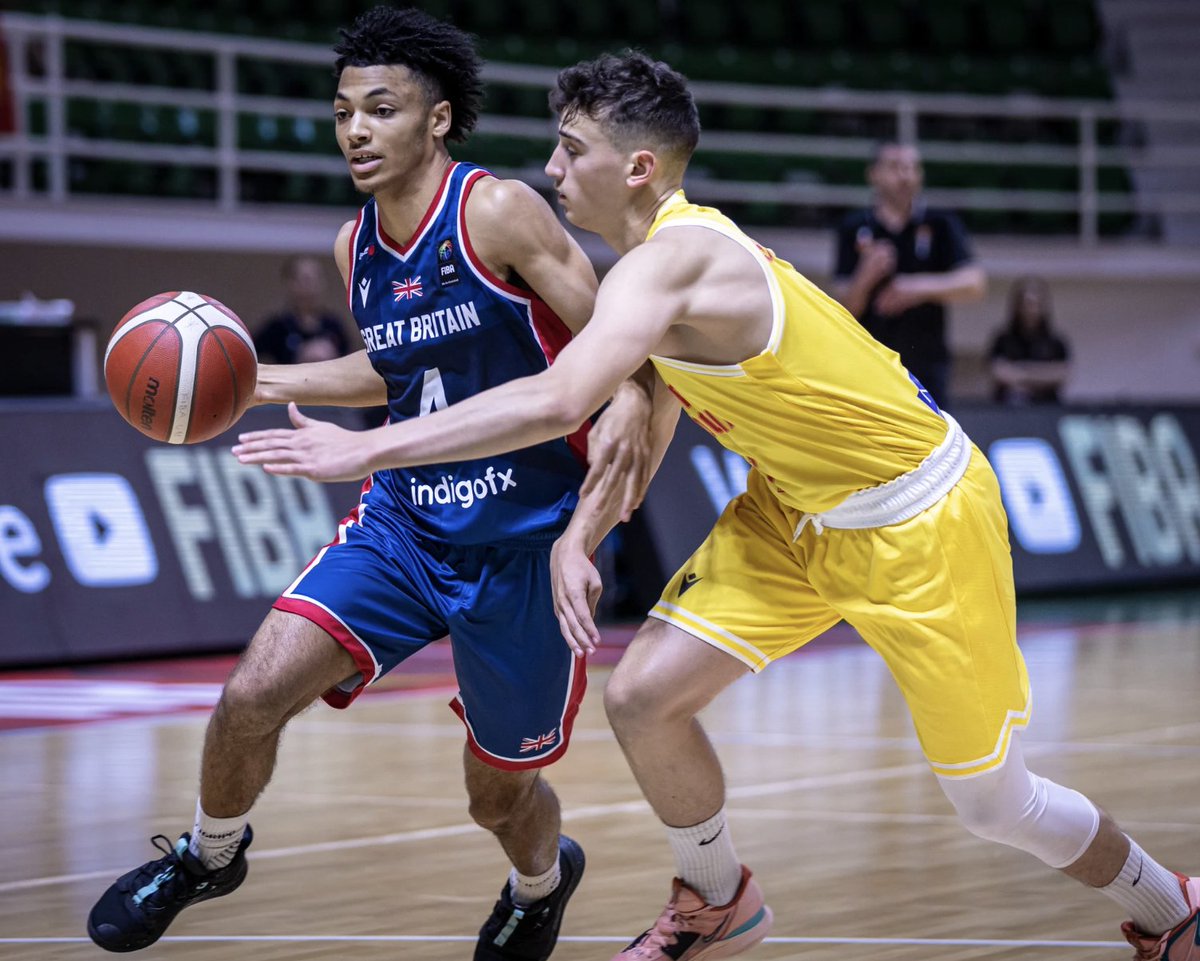 4yr COACHES -  2025 6'1 PG LANE CAMPBELL - Iowa Central CC - <a href="/lcxmpbell5/">lane campbell</a>

High academic - British National Team - 9ppg 3rpg 3apg

Player Profile: verbalcommits.com/players/lane-c…

WANT TO SEE YOUR PROFILE ON VC? SIGN UP FOR PLAYER+ TODAY
verbalcommits.com/member-join