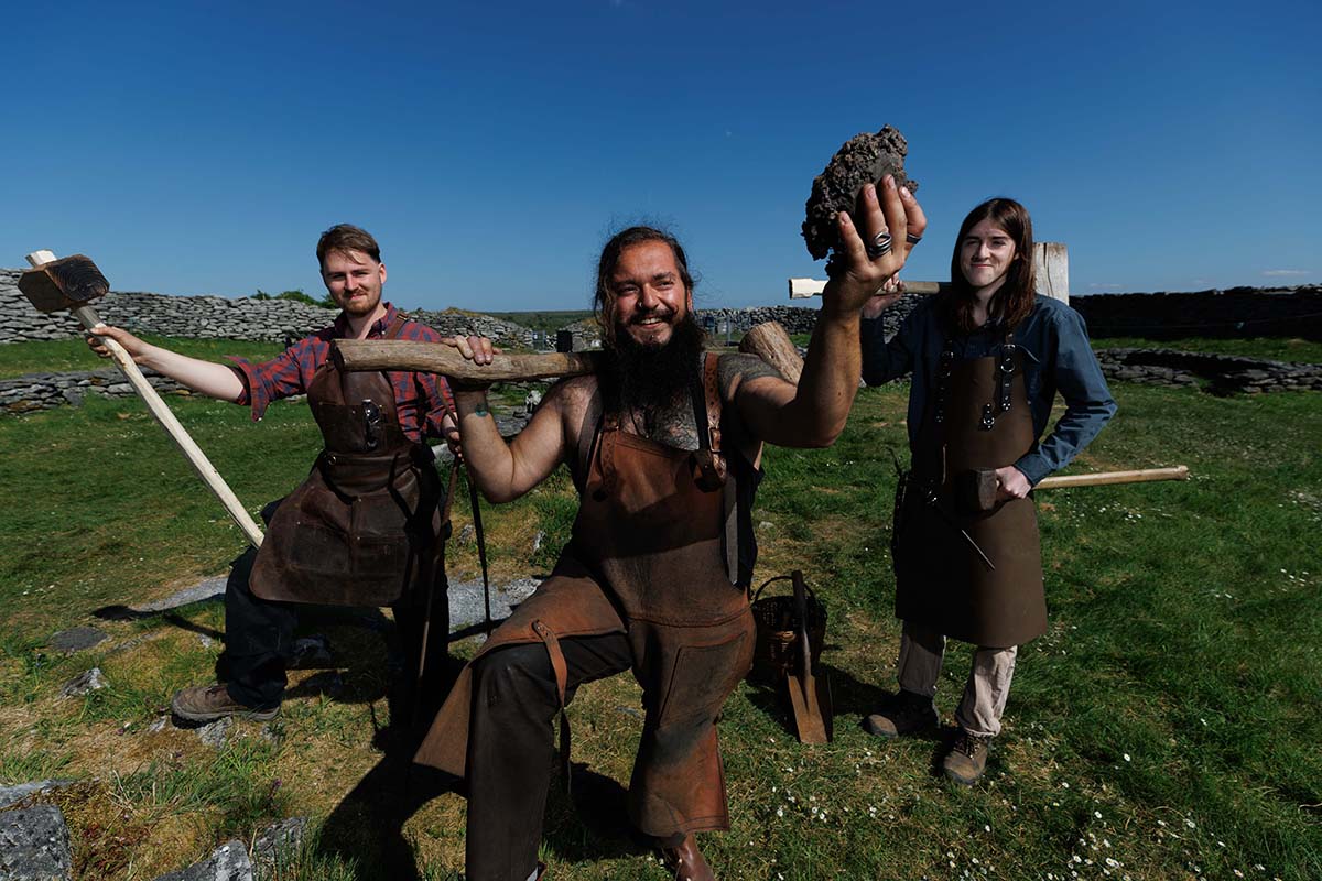 Clare to host gathering of iron smelters and Blacksmiths

clareherald.com/living/traditi…

<a href="/caherconnell/">caherconnell</a>