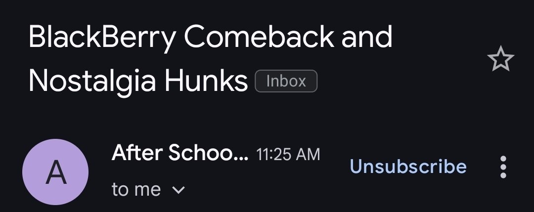 I have been championing this moment since like 2011... cc <a href="/caseymlewis/">Casey Lewis</a> 

Blackberryvision.tumblr.com 4ever (since 2009 and it turns 16 this month!)