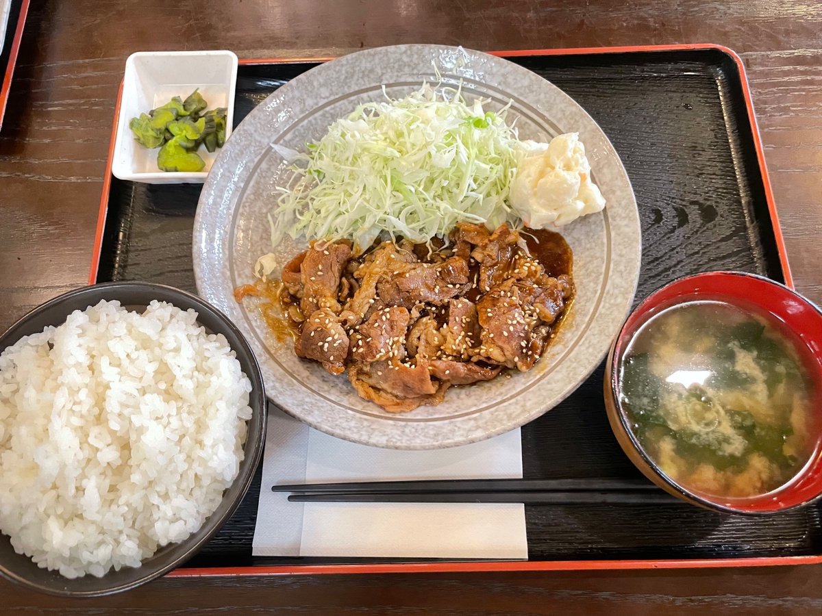 motti_gohei's tweet image. もちっともちっと
もっちごへいです☺️

昨夜は健康ランドに
健康になりに♨️

焼肉定食　ご飯大盛り🍚

サウナ🧖と大浴場🛀
身も心もスッキリ

たまにはこんな日もね☀️

#大浴場
#健康ランド