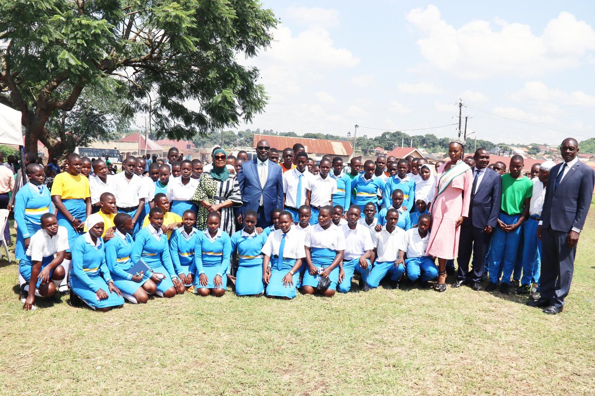 Okutaasa Obutondebwensi: Obwakabaka bwa Buganda butongozza ssabbiiti ya butondebwensi era enteekateeka etandikidde mu Ssaza Bulemeezi okuliraana olubiri lwa Kabaka olw'e Bamunaanika ng'eno wasimbiddwayo emiti ng'akabonero ak'okujjukiza abantu obukulu bw'okutaasa n'okukuuma