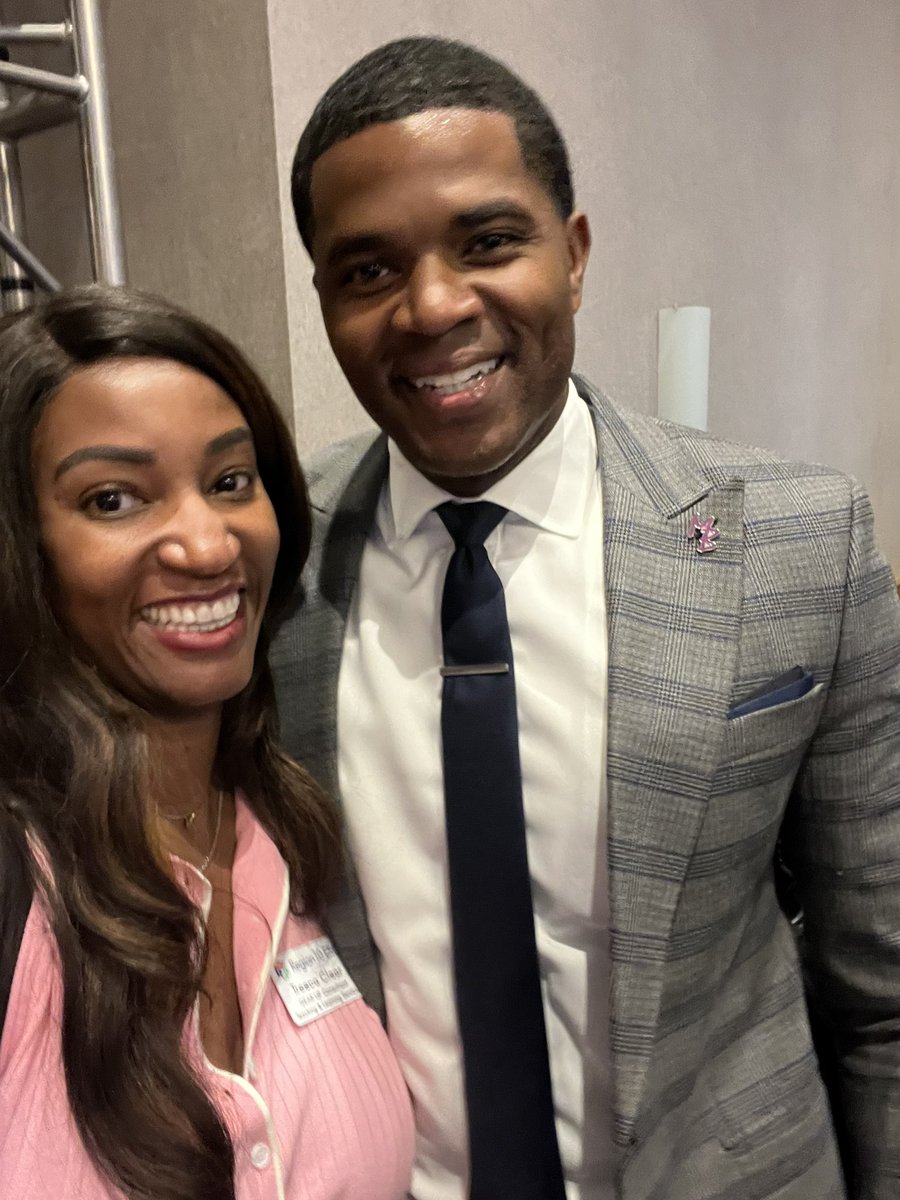 TreecaC's tweet image. Had a fantastic time at the 2025 UT Austin GEAR UP Conference! It was wonderful reconnecting with old colleagues and forging new bonds with passionate educators and leaders. #GEARUPworks #UTAGearUp #CollegeReady #Region10ESC