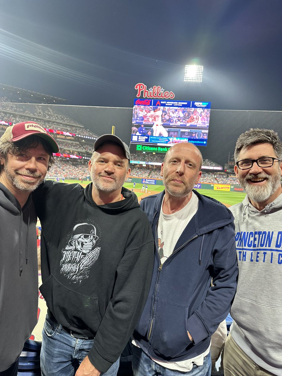 scott metzger (@_scottymetz_) on Twitter photo caught a good one last night #Phillies caught a good one last night #Phillies