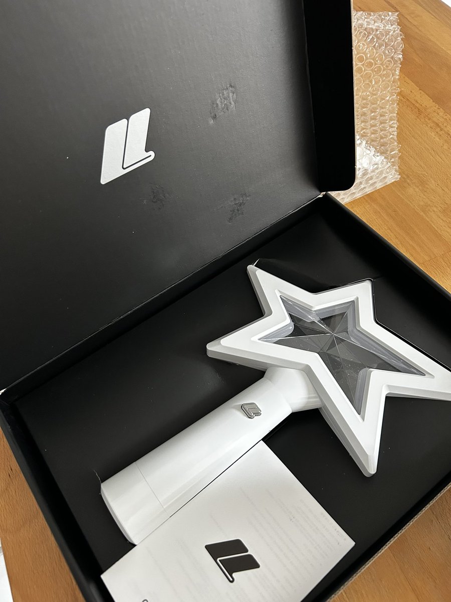 LOOK WHO’S HERE AHHHHHHHHHH