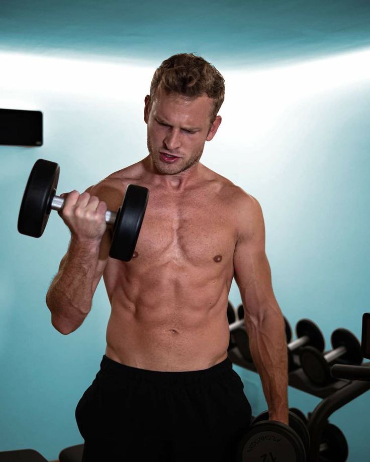 Mrpatrickpilot's tweet image. Keeping fit to fly higher everyday ✈️👨‍✈️🏋️‍♀️