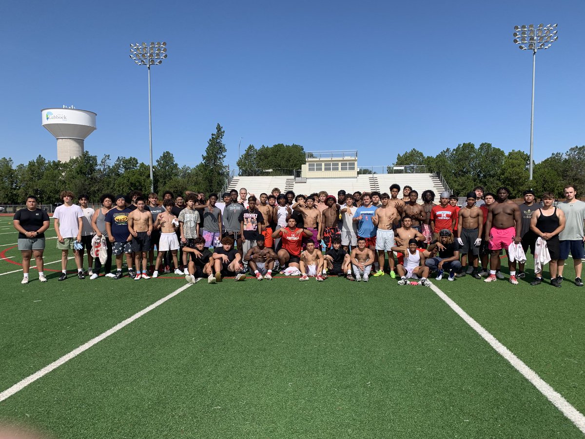 Jason Sims (@coach_sims) on Twitter photo Another great turnout this morning. These guys are grinding. 1% better everyday. #BuildDifferent <a href="/Monterey_Sports/">Monterey HS Athletics</a> Another great turnout this morning. These guys are grinding. 1% better everyday. #BuildDifferent <a href="/Monterey_Sports/">Monterey HS Athletics</a>