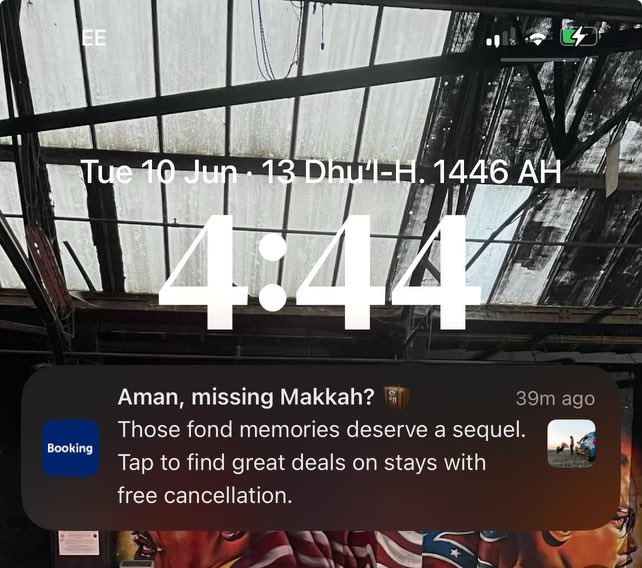 s17mla's tweet photo. Surely a sign to book another Umrah trip😭 https://t.co/4K01EZ26QX