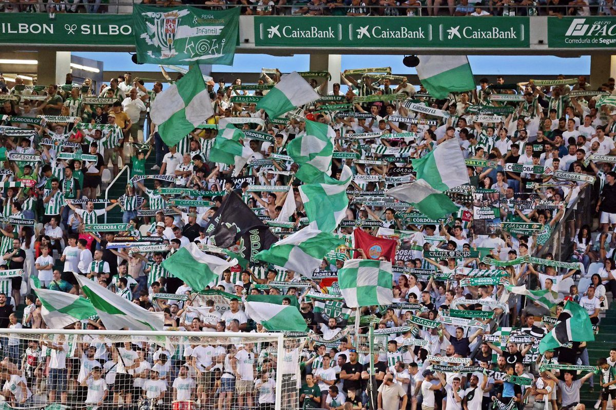 GRADA1954's tweet photo. ¡Cordobesistas! Después de tanto trabajo y esfuerzo, iniciamos el proyecto de una nueva grada de animación ilusionante que esté a la altura del Córdoba club de Fútbol.

La grada 1954 se ubicará en Fondo Sur sector 4 con una capacidad de 500 asientos. 

¡ÚNETE! ⚪️🟢 https://t.co/2tFLO0uyPq