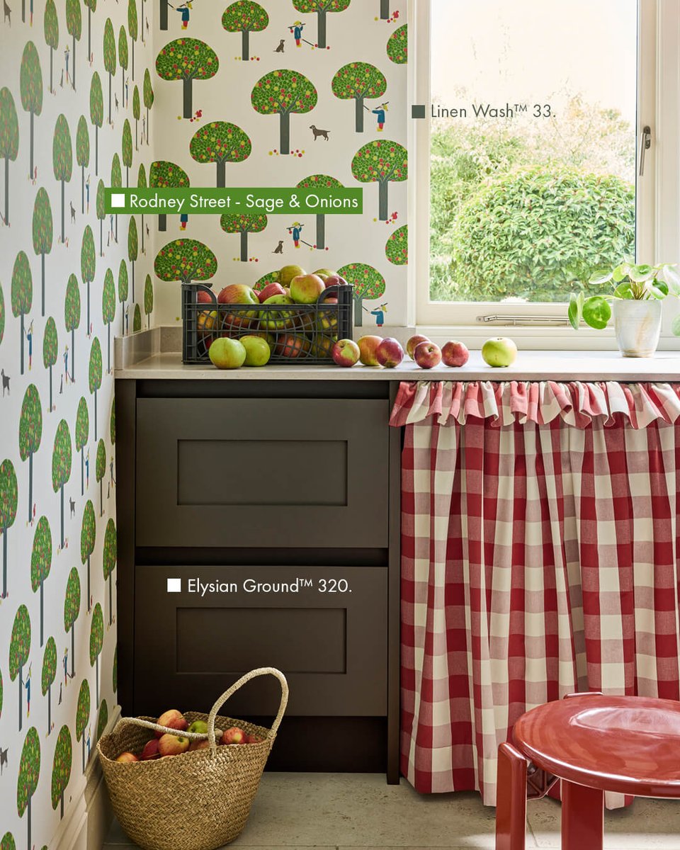 AshbyDecCentre's tweet image. Brand New #Wallpapers from @LittleGreene in store now at #Ashby Decorator Centre.

#LittleGreene #Paints tinted in store, huge stocks, and wallpapers available.

See us in store for help and advice on wallpapers, paints and #colours

#designerpaint #designerwallpaper #shoplocal