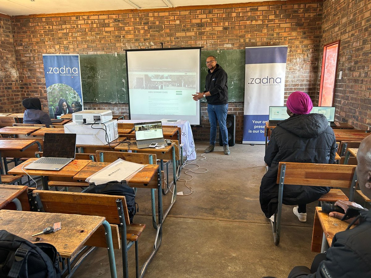 Mokopane_TM's tweet photo. The South African Domain Name Authority (@dotZADNA) is empowering learners and teachers at Kabelo Secondary School in Limpopo through its #ZASchoolDigitisation initiative, driving digital transformation in education. https://t.co/NEDXGv2oli
