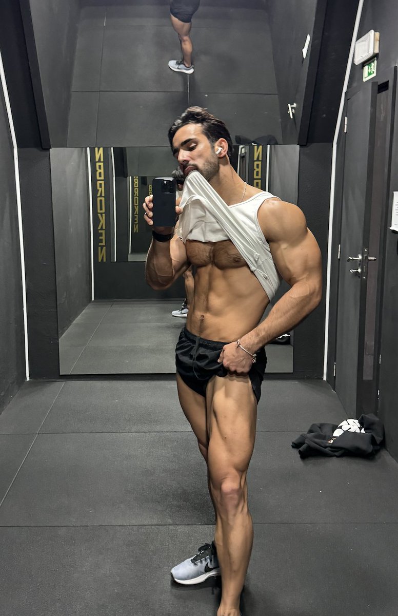 Want to join my cardio?

Here: onlyfans.com/mikesaynt/c9