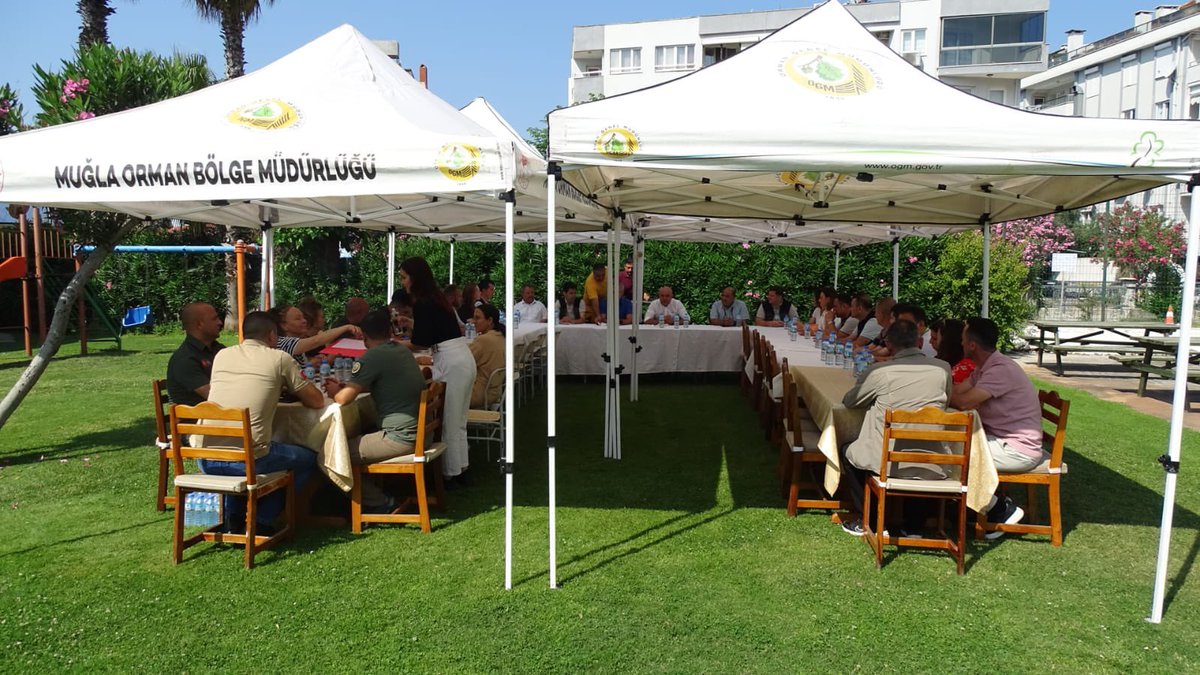 Sahn8Gokhan's tweet image. Her Bayram olduğu gibi, bu bayramda ilk mesai gününde mesai arkadaşlarımızın bir kısmı ile  Bayramlaştık Köklü ve güçlü bir teşkilatın fertleri olarak daha nice Bayramlar geçirmek dileğiyle. #Ogm #Orman #Marmaris