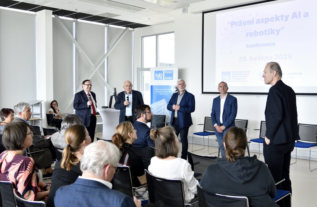 CIIRCCTU's tweet image. 29. května jsme na CIIRC pořádali celodenní odbornou konferenci Právní aspekty AI a robotiky, která propojila svět práva, technologií, průmyslu i akademické sféry.
Děkujeme všem řečníkům a účastníkům za inspirativní přednášky a diskuse.
Více na 👉 ciirc.cvut.cz/cs/law-and-ai-…