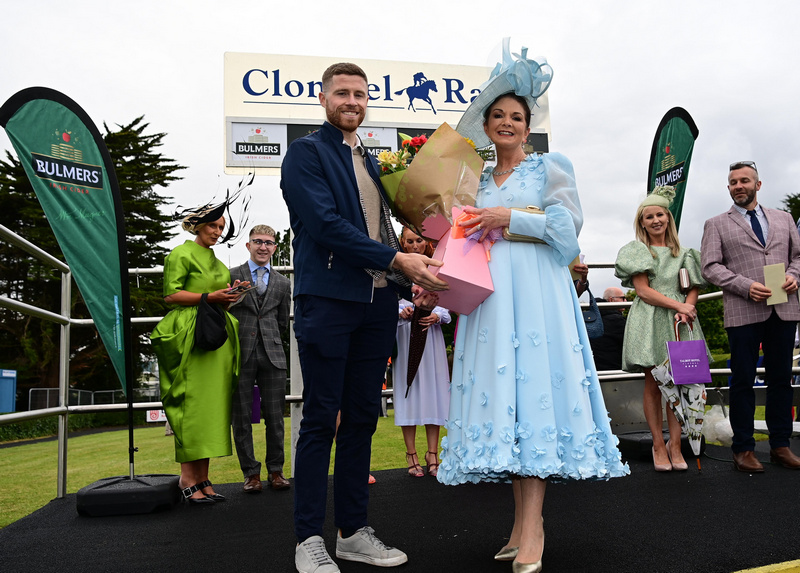 ClonmelRaces (@clonmelr) on Twitter photo Congrats to Catherine from St Mullins, Carlow winner of the Bulmers Best Dressed <a href="/ClonmelR/">ClonmelRaces</a> BBQ Race Evening. With Conor Lehane from Bulmers who had a busy weekend #Cork #Munsterfinal Congrats to Catherine from St Mullins, Carlow winner of the Bulmers Best Dressed <a href="/ClonmelR/">ClonmelRaces</a> BBQ Race Evening. With Conor Lehane from Bulmers who had a busy weekend #Cork #Munsterfinal