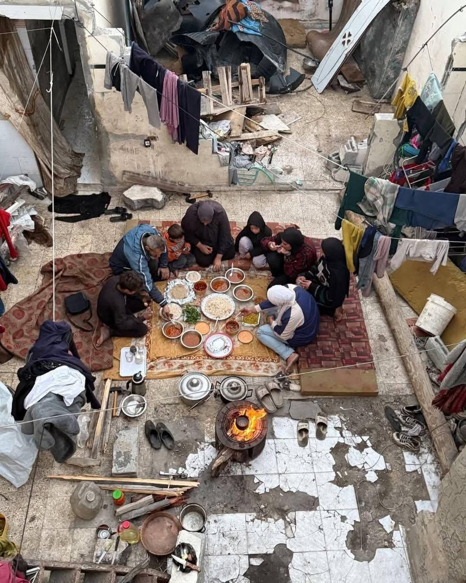 We live on our land 🇵🇸
If you stand with us, comment with your country's flag. 🍉🇵🇸