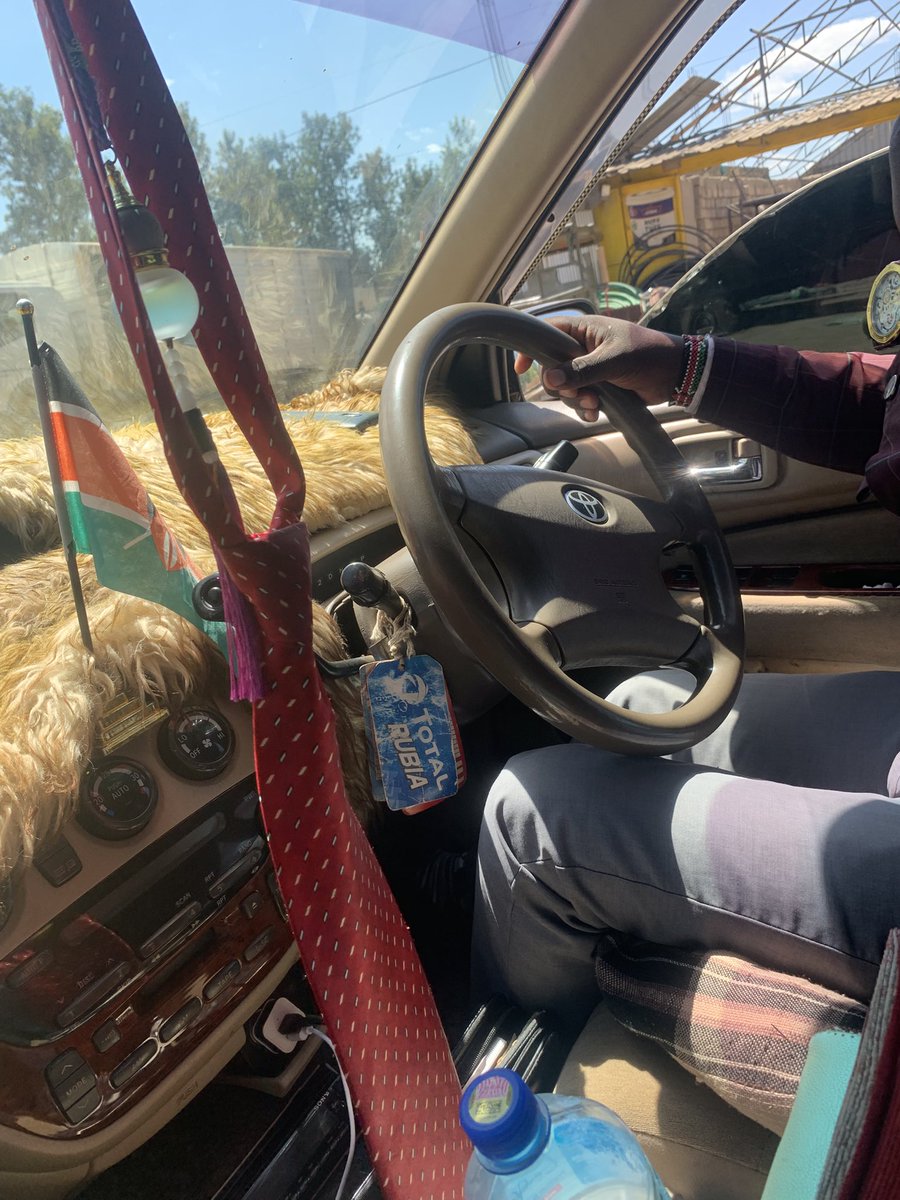 Today I met my high school teacher for chemistry with his 10yrs car in mint condition