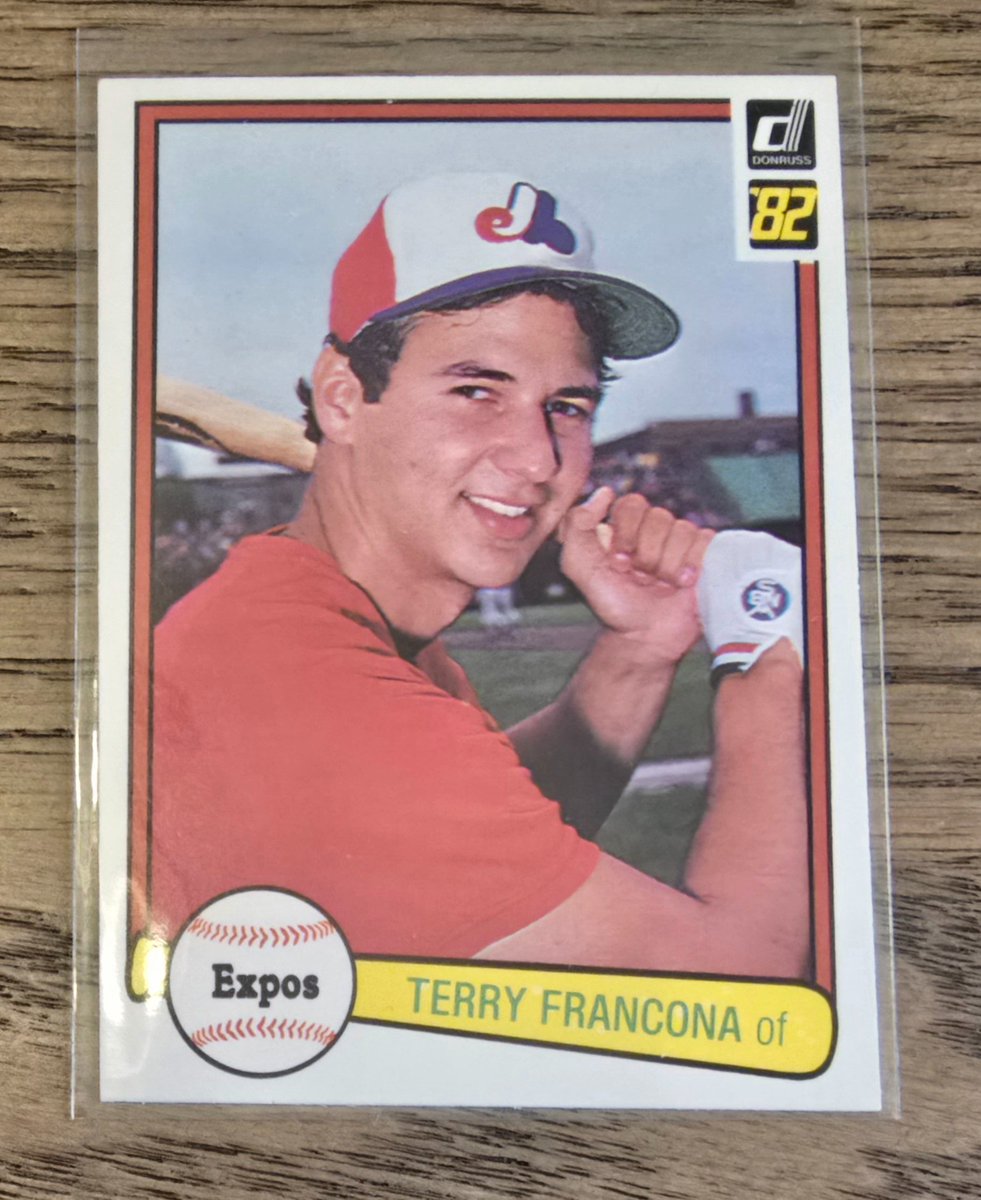 baseballbart88's tweet photo. I remember as a kid thinking it was alot of work to find 3 or 4 RC's , now it's insanity but anyway here is the legendary & future HOF Manager Terry Francona's Rookie cards
#MontrealExpos
#baseb https://t.co/a3JIvT3Au3