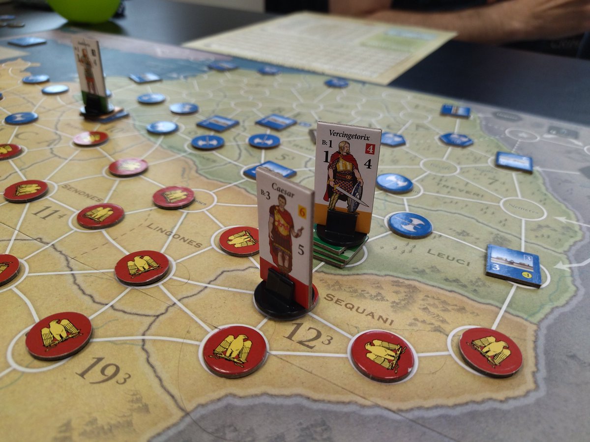 Partida al #CaesarvsGaul de <a href="/gmtgames/">GMT Games</a> en <a href="/enclavedejuego/">Asociación Enclave de Juego</a> .

Tenía ganas de probar este juego, y visto el resultado no defrauda. Tenso y emocionante el asunto de las tribus galas y el control del territorio. 

#bgg #wargames #boardgames #juegosdemesa