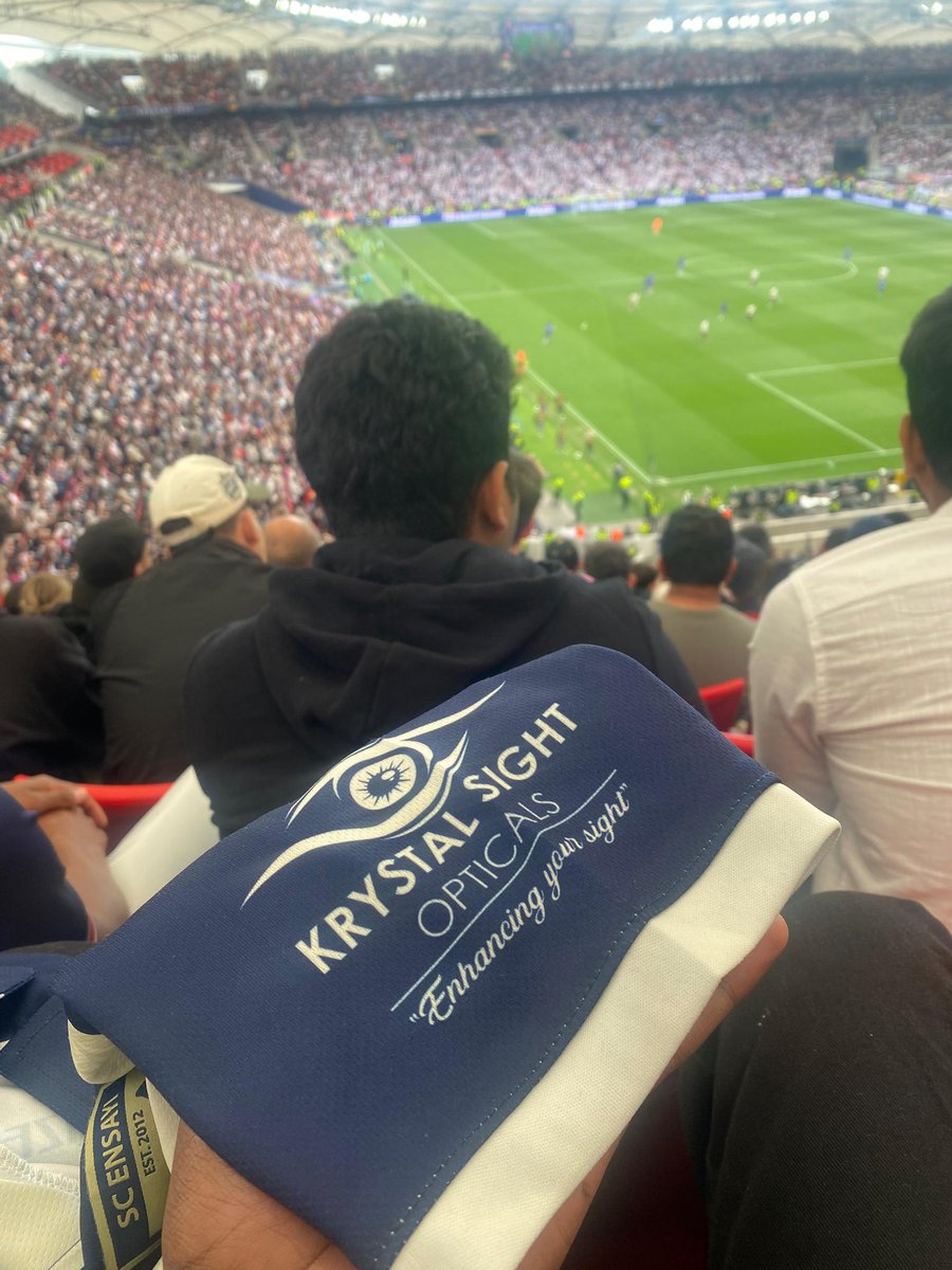 KrystalsightOpt's tweet photo. The “ citizen” is in Germany .
Krystal Sight Opticals is proudly Associated .
#Enhancingyoursight
#TheCitizen https://t.co/aPUB5OvSg4