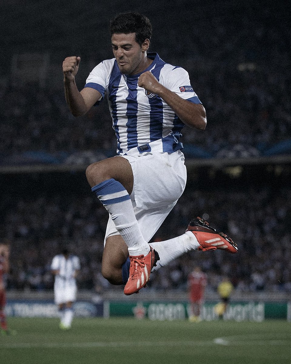 La historia de Carlos Vela no es la del que “pudo haber sido más”. Es la del que fue mucho sin querer serlo todo. Es la de un genio que no necesitó gritar que lo era. Que entendió que la pasión puede ser serena. Que no hace falta vivir con el corazón en llamas para dejar un