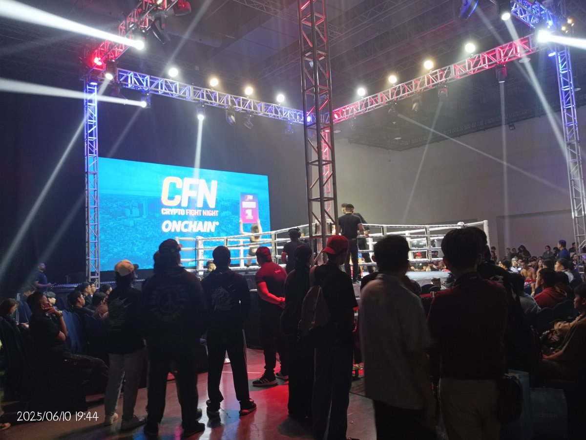Watchin Crypto Fight Night at Philippines Blockchain Week
w/<a href="/Mateo2kUp/">Mateo (Ø,G) 🎒</a>, <a href="/_angkoljajaaa/">Jajaaa_ 🦊🍆🐺</a> , <a href="/Yushatotz/">Yusha 🧙‍♂️</a>, <a href="/cpzxc_sol/">(Ø,G) cpzxc.cast / evm(acc)</a> &amp; <a href="/Aishieee_09/">AISHIE</a>