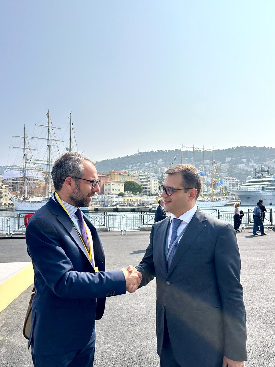 📍Nice | #UNOC3

Had a pleasure to exchange views w/ <a href="/barbarapompili/">Barbara Pompili</a>, French 🇫🇷 Ambassador for the Environment &amp; <a href="/liofaber/">Lionel Fabre</a> of <a href="/francediplo_EN/">France Diplomacy 🇫🇷🇪🇺</a>.

🤝Touched upon potential avenues for cooperation ahead of #COP17 in #Armenia 🇦🇲.