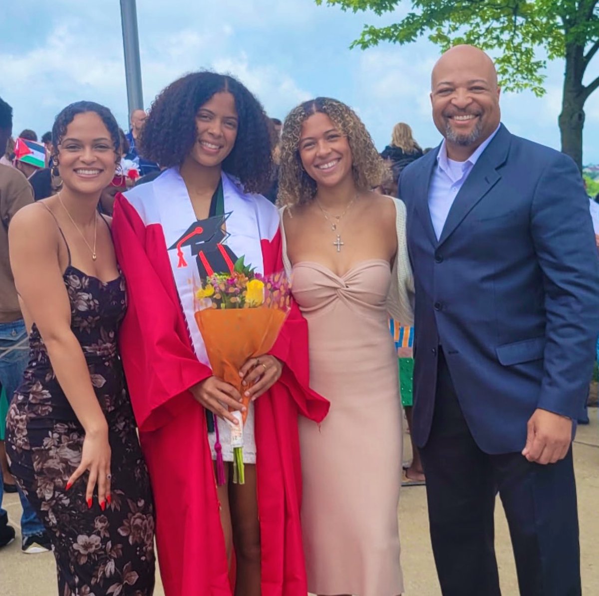 HS graduation 🎓. Next up <a href="/SokaUniv/">Soka University of America</a> women’s soccer.  #summacumlaude