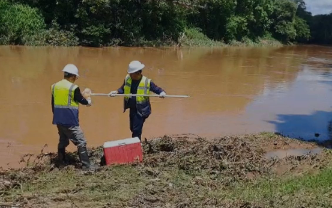 El Agua: Vital para la Vida💧
Es urgente que la provincia de Los Santos reciba la atención inmediata que merece. El agua contaminada no solo afecta la salud sino que pone en peligro el futuro de las personas. La salud de todos está en juego #AguaPotable #Salud #LosSantos #Urgente
