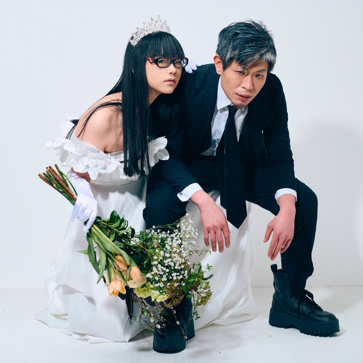 ウェディングフォト見て