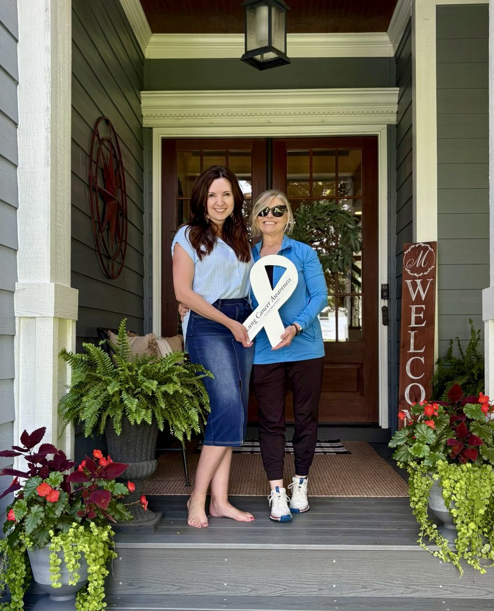 Lauren Meehan Machos, MPH (@laurenmachos) on Twitter photo Too short a visit my wonderful friend <a href="/heidi_onda/">Heidi Nafman-Onda</a> Thank you for stopping over and for my new ribbon/template! Looking forward to making ribbons <a href="/TheWRP4LC/">The White Ribbon Project™</a> #lcsm #lungcancerawareness Too short a visit my wonderful friend <a href="/heidi_onda/">Heidi Nafman-Onda</a> Thank you for stopping over and for my new ribbon/template! Looking forward to making ribbons <a href="/TheWRP4LC/">The White Ribbon Project™</a> #lcsm #lungcancerawareness